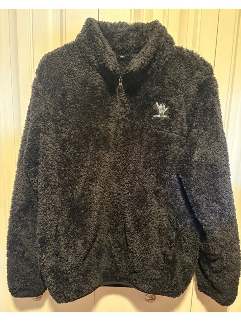 Shreddy Women's Furry High Pile Sherpa Fleece 1/4 zip Pullover Black Size Small